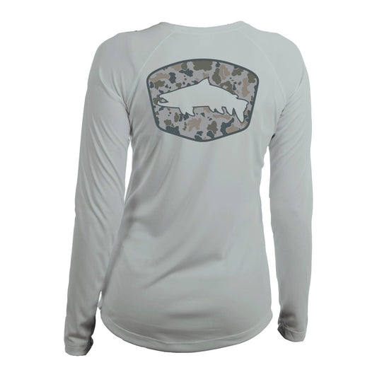 A gray long sleeved shirt with a trout silhouette inside a badge filled with camo pattern